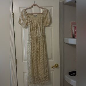 Ivy City Co Birdie lace Midi Dress